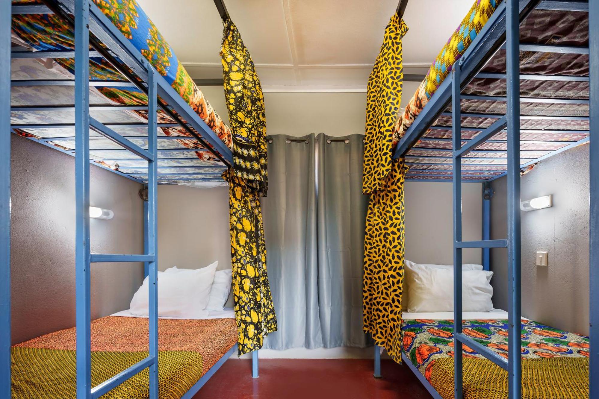 Victoria Falls Backpackers Zambia 利文斯顿 外观 照片