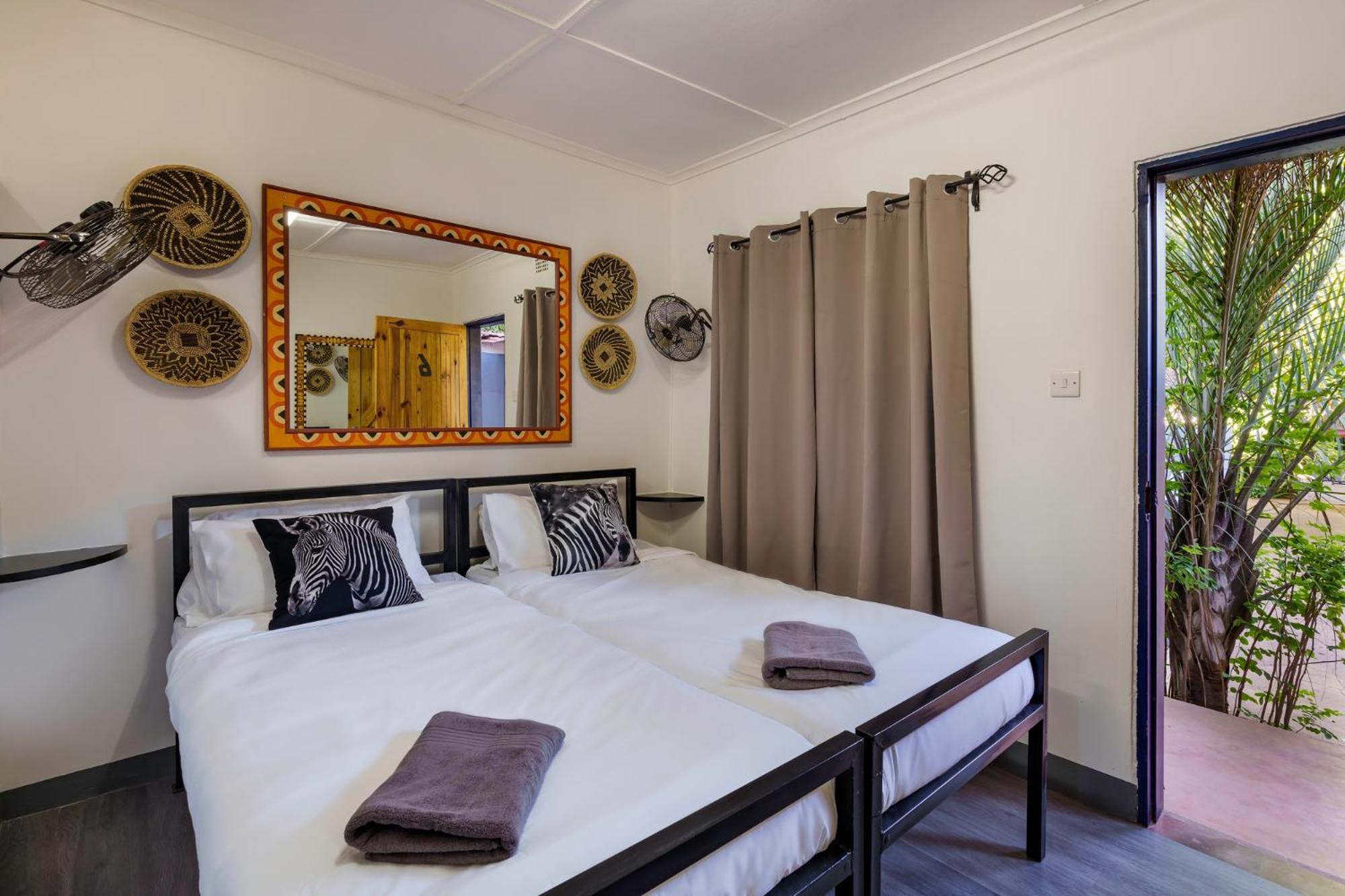 Victoria Falls Backpackers Zambia 利文斯顿 外观 照片