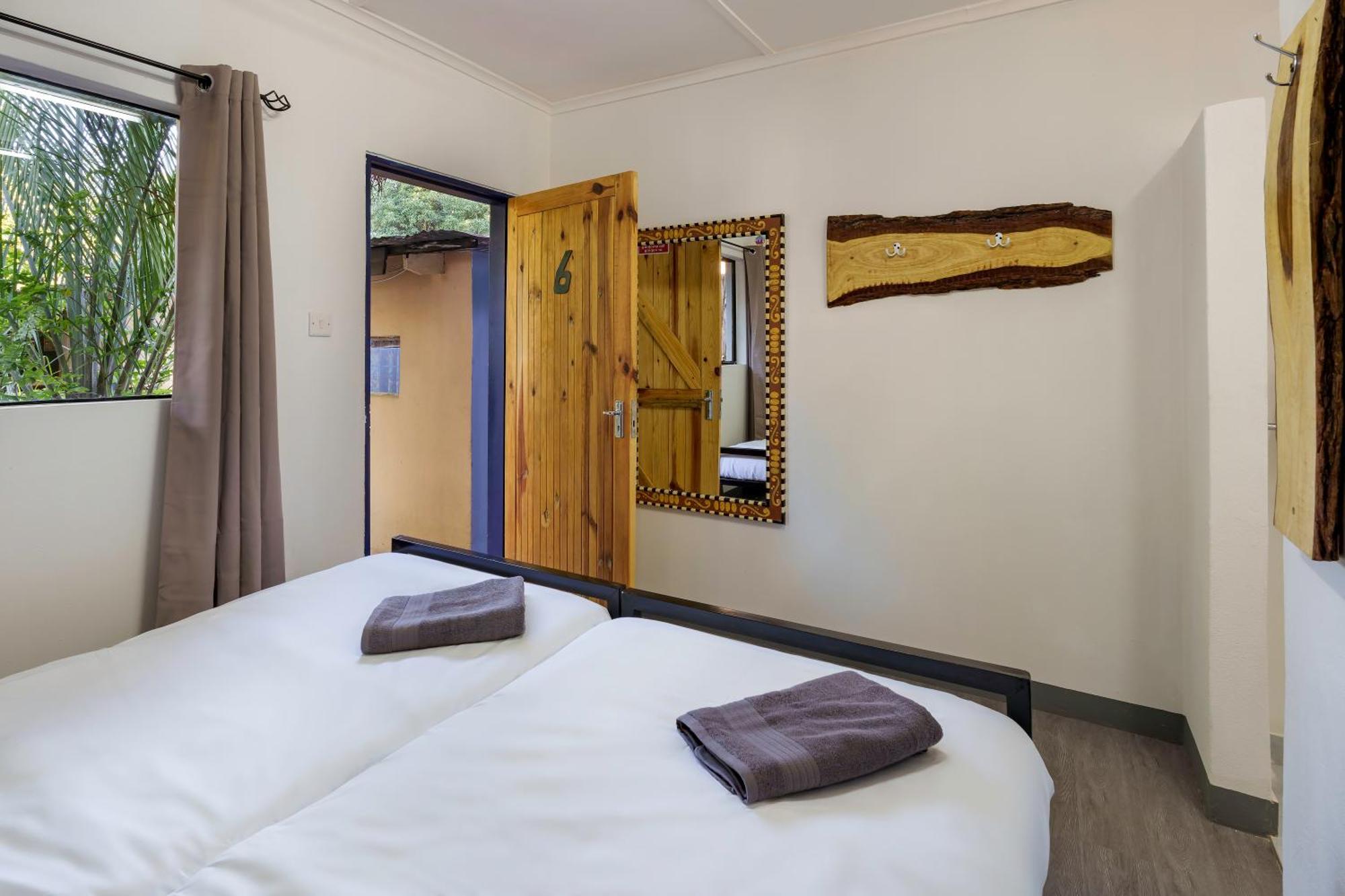 Victoria Falls Backpackers Zambia 利文斯顿 外观 照片